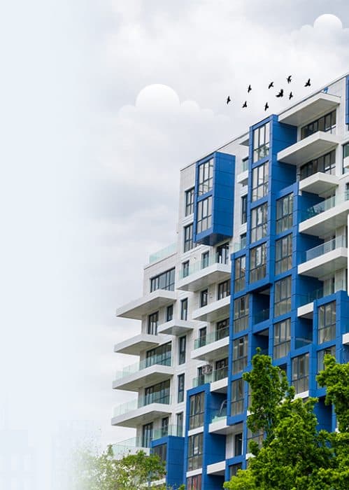 Moderner Wohnungsneubau mit umlaufenden Balkonen